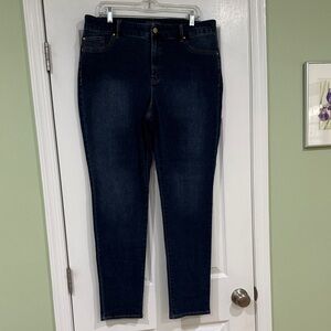 Chico's So Slimming Jeans size 2.5